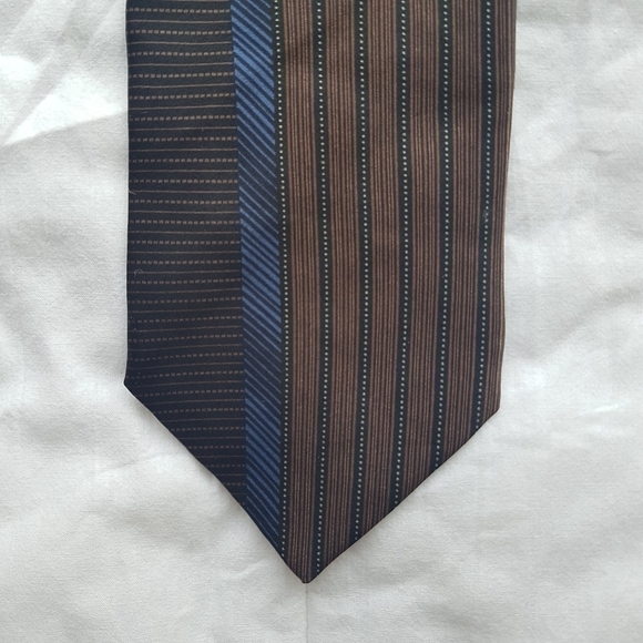 Gianfranco Striped Silk Tie - Picture 2 of 5